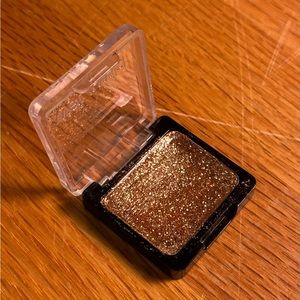 Wet n wild face and body glitter